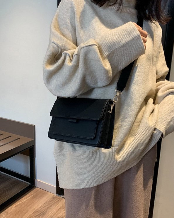 Crash Landing On You Yoon Se Ri Inspired Black Triple Pocket Sling Leather Bag