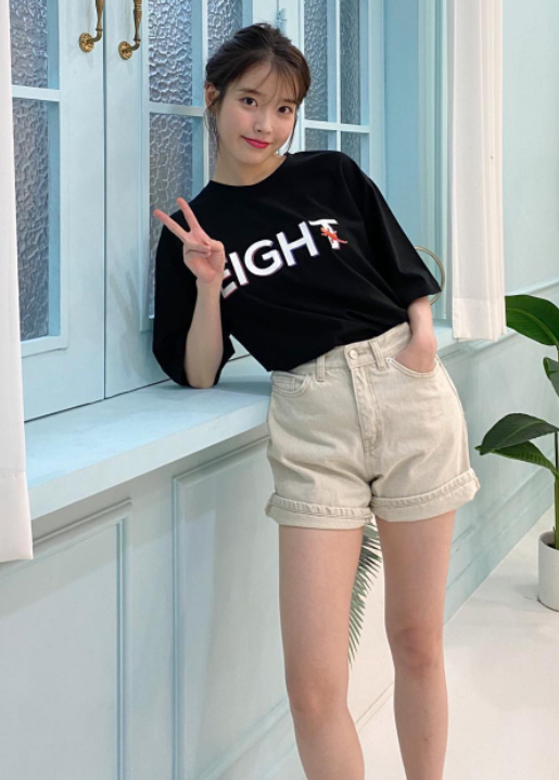 IU Inspired Black “Eight” Word Round Neck T-Shirt