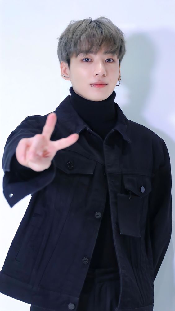 Black Multi-Patterned Checkered Denim Jacket | Jungkook - BTS M