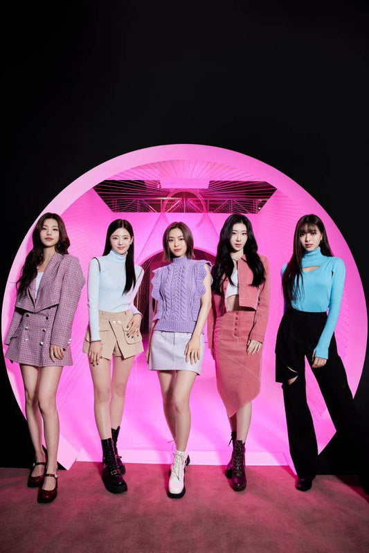 ITZY's Outfits in the 'Dyson Style Lab' Pop-up Store