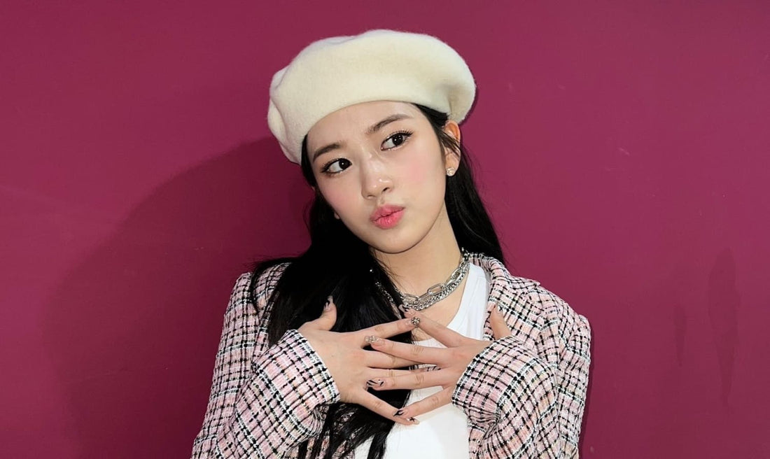 Itzy Yuna Inspired Pink Red Heart Sweater – unnielooks