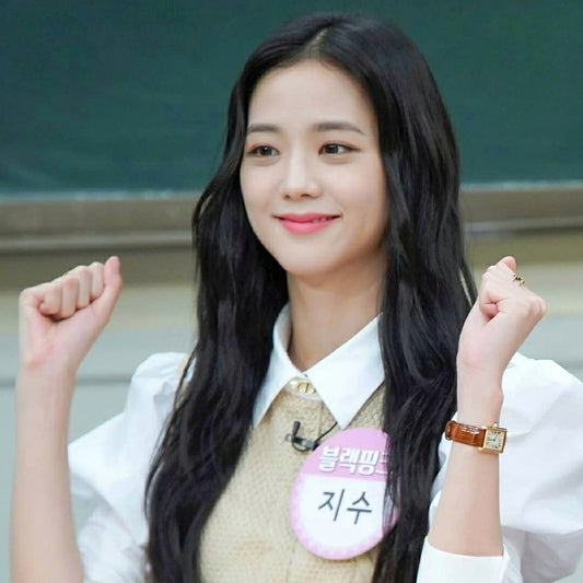 Blackpink Jisoo-inspired Cropped Knit Blouse