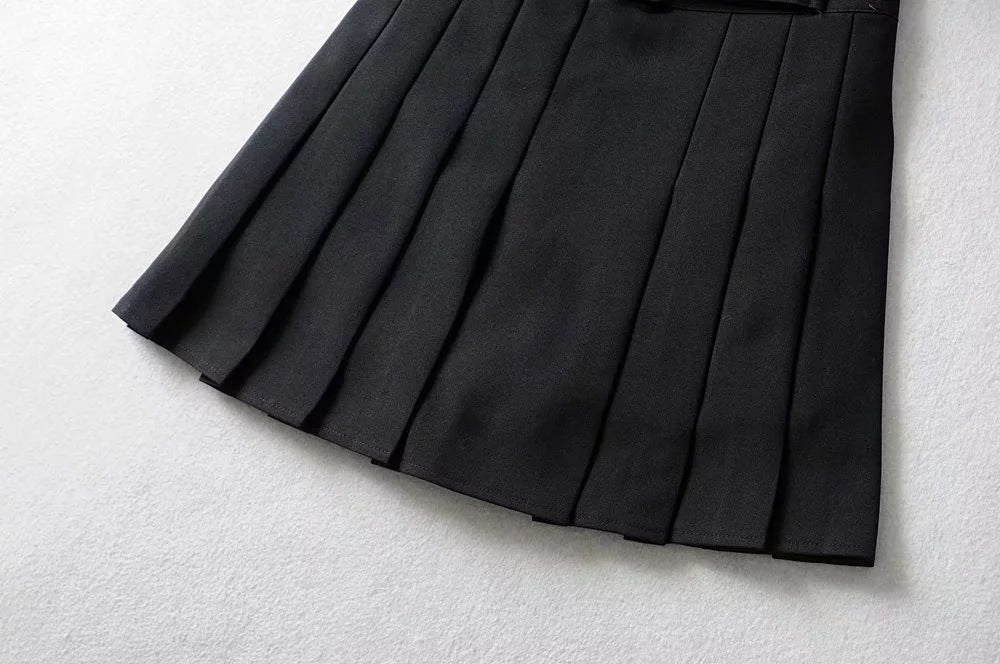 Blackpink Rose Inspired High-Waisted Embroidered Pleated Black Skirt