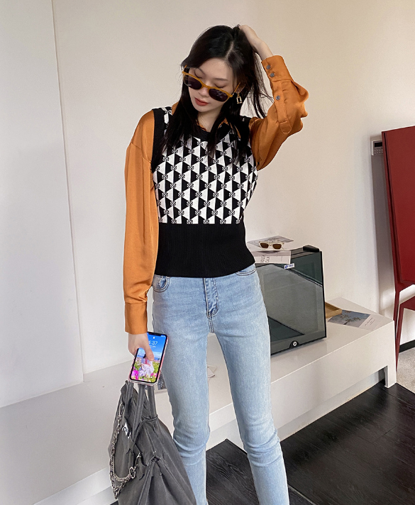 Black And White Blackpink Jisoo-inspired Geometric Knitted Vest
