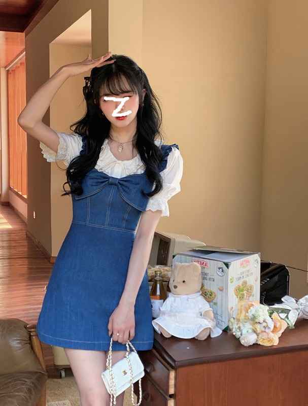 IVE Liz Inspired Denim Blue Dress With Camellia White Top