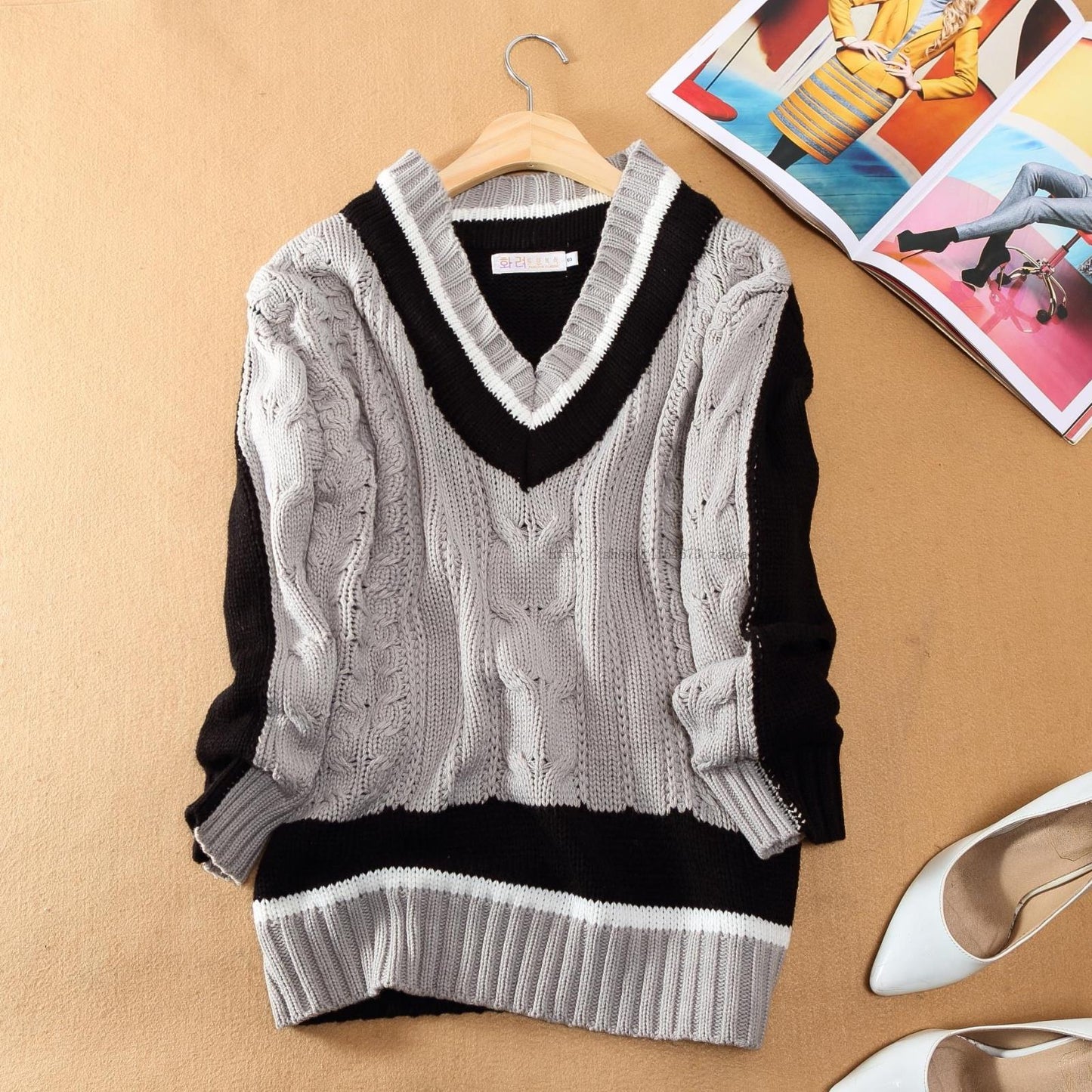 SNSD Taeyeon Inspired Knitted V-Neck Sweater