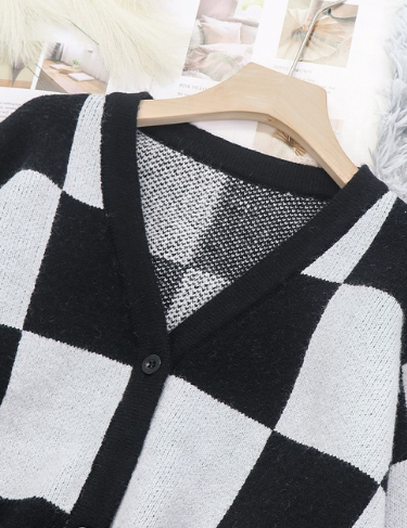 Blackpink Jisoo-inspired Checkerboard Plaid Sweater