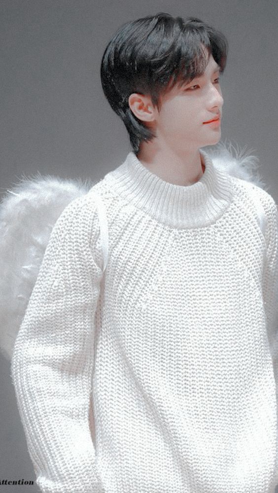Stray Kids Hyunjin Inspired Long Sleeve Round Neck Loose Sweater