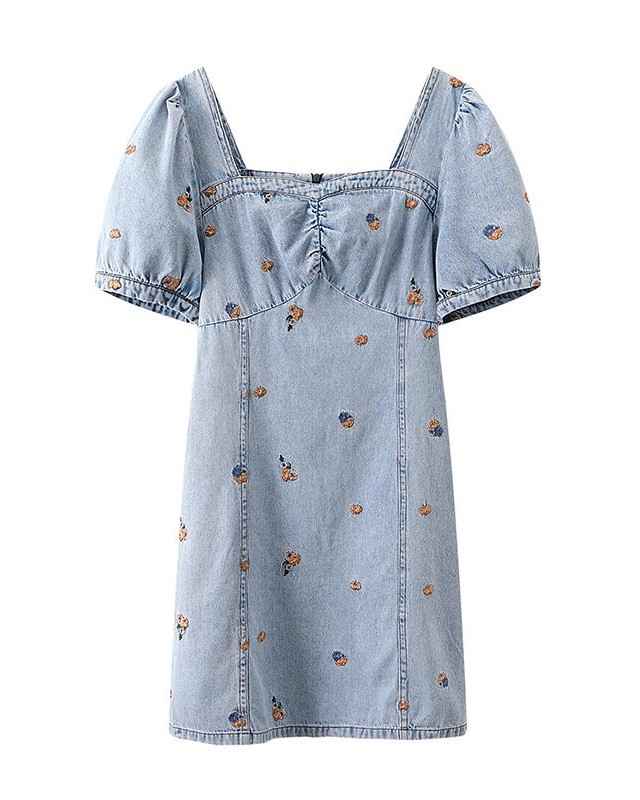 G-IDLE Yuqi Inspired Blue Flower Embroidered Denim Dress