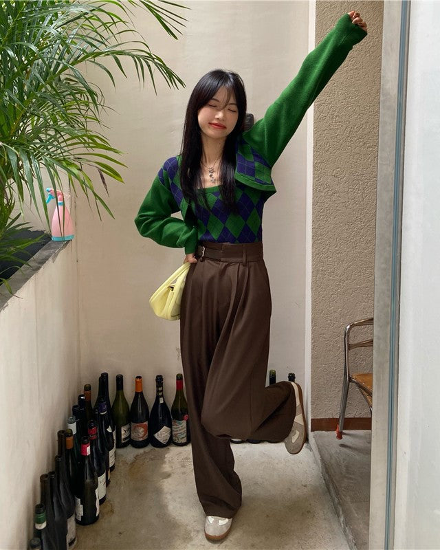Red Velvet Seulgi-Inspired Green Argyle Short Cardigan Set
