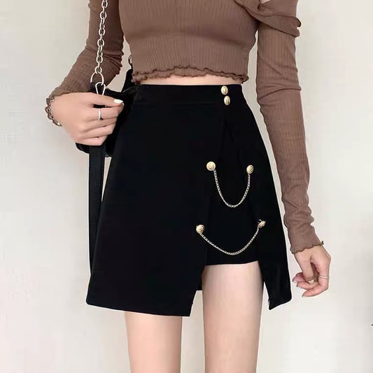 Blackpink Jennie-Inspired Black Skirt with Chain