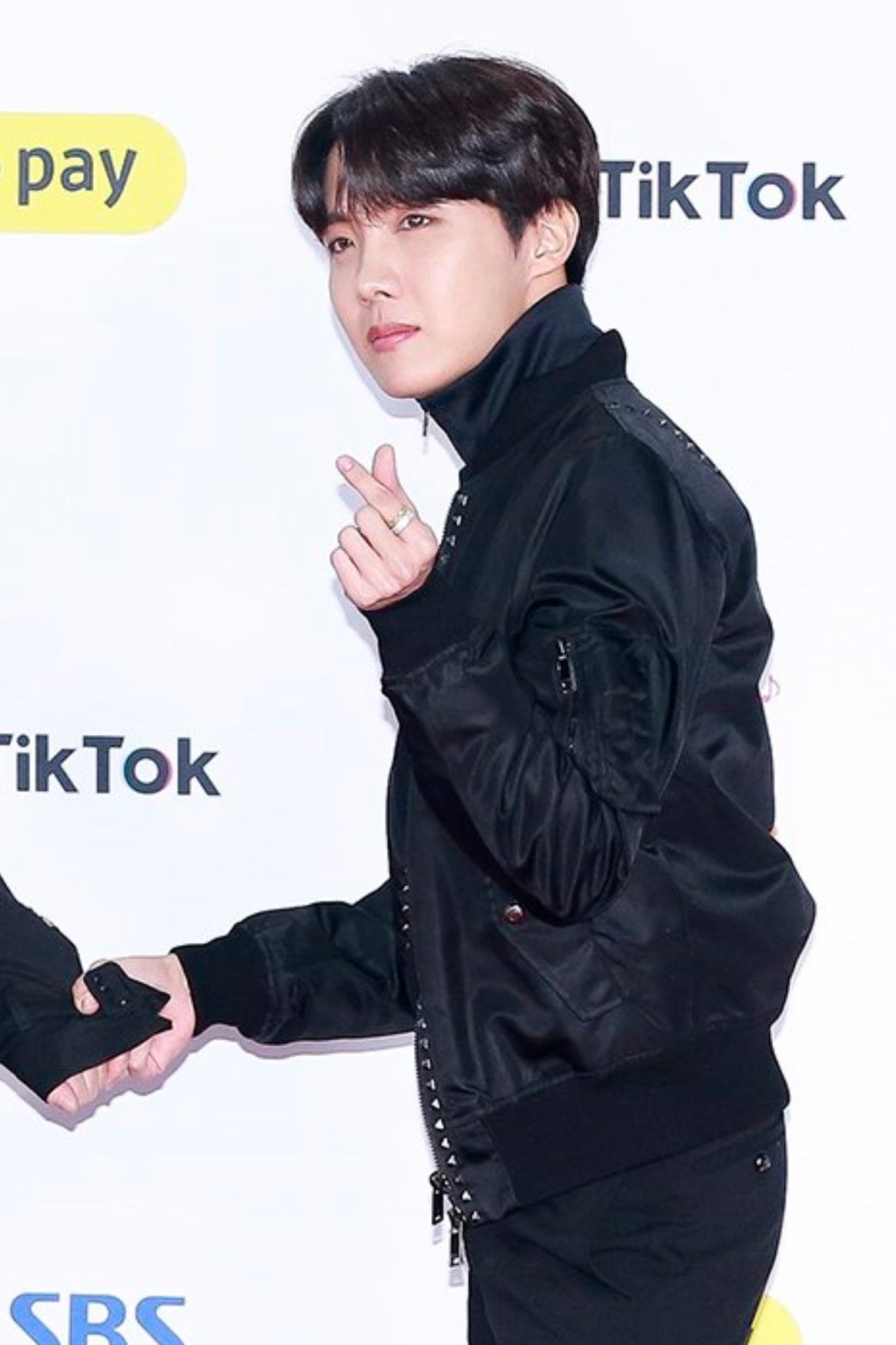 BTS Jungkook Inspired Black Classic Bomber Jacket – unnielooks
