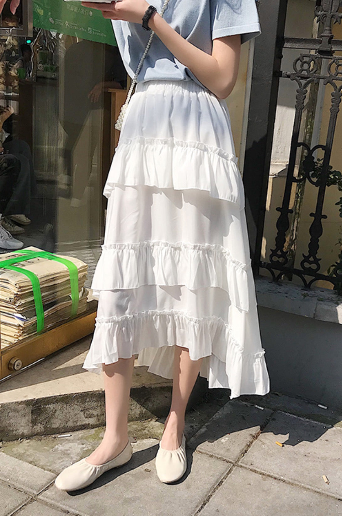 Blackpink Jennie-Inspired White Layered Ruffle Skirt