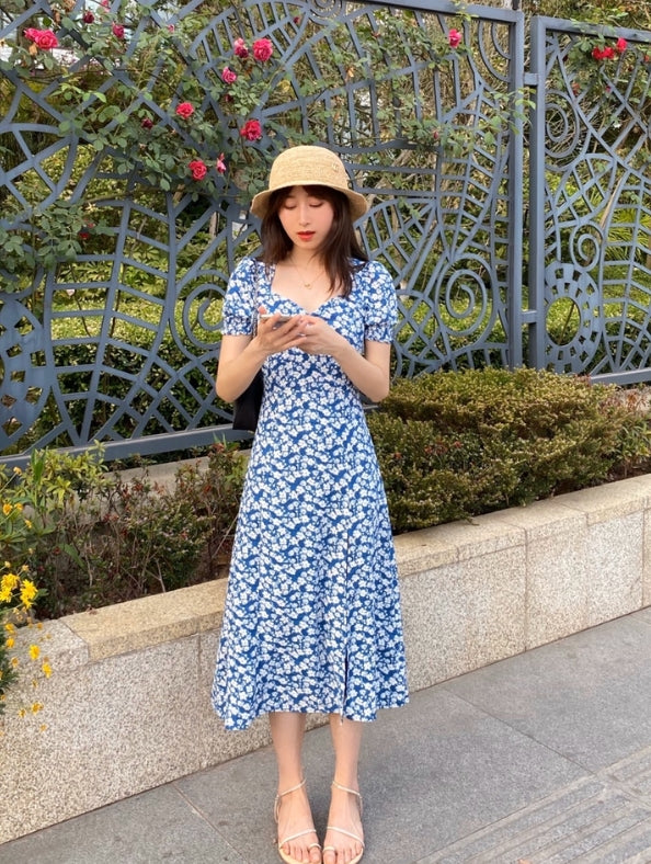 Blackpink Jisoo-Inspired Blue Floral Side Slit Dress