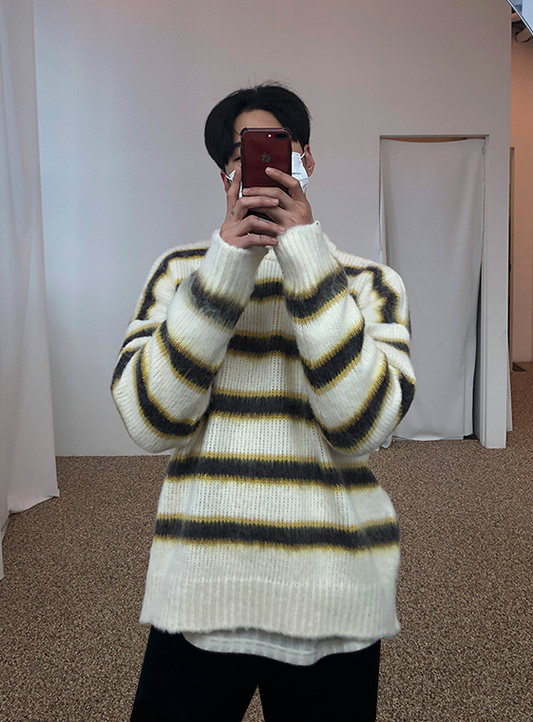 Enhyphen Jungwon Inspired White Round Neck Striped Sweater