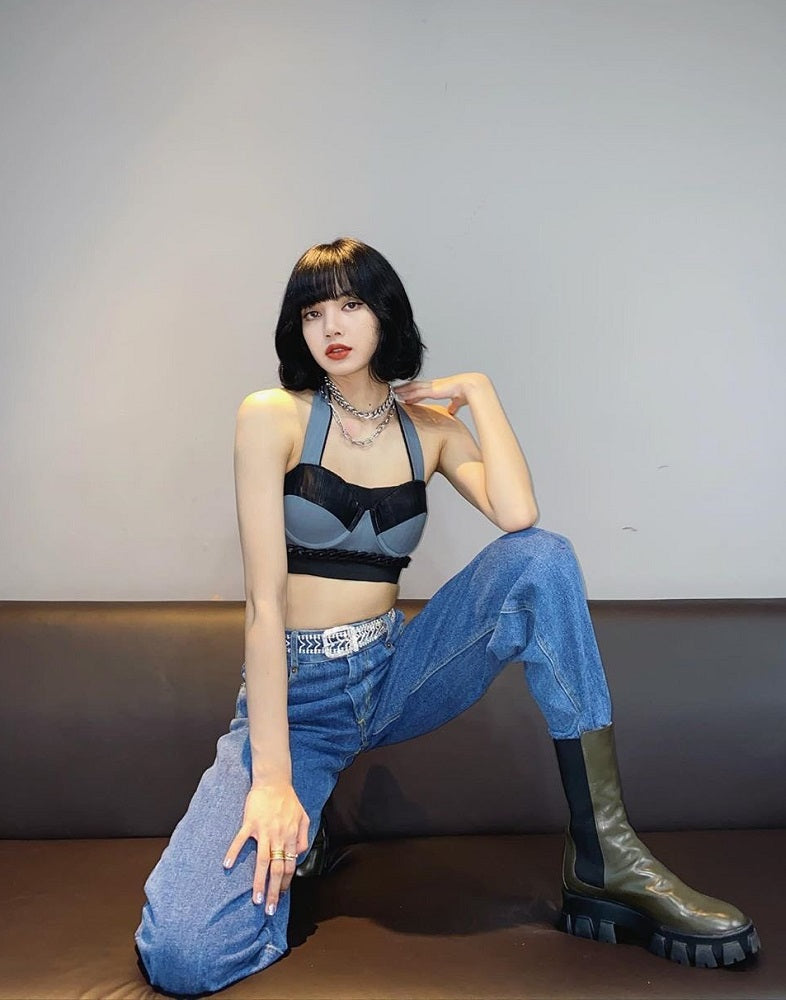 Blackpink Lisa-Inspired Blue Two-Piece Cropped Top