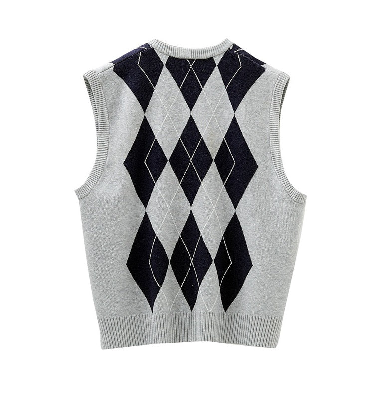 TWICE Nayeon Inspired Grey Knitted Vest With Diamond Patterned