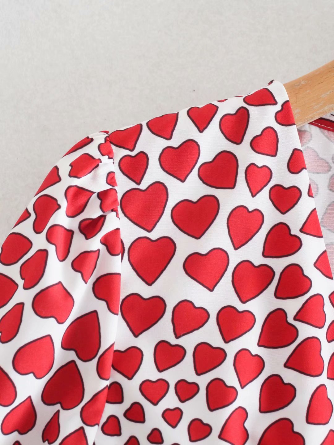 Blackpink Lisa Inspired Heart Print V-Neck Buttoned Long Sleeve