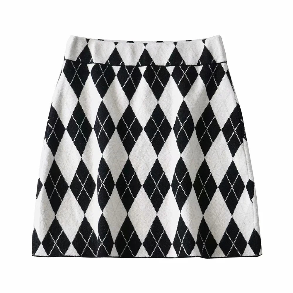 Everglow Yiren Inspired Black And White Diamond Patterned Skirt