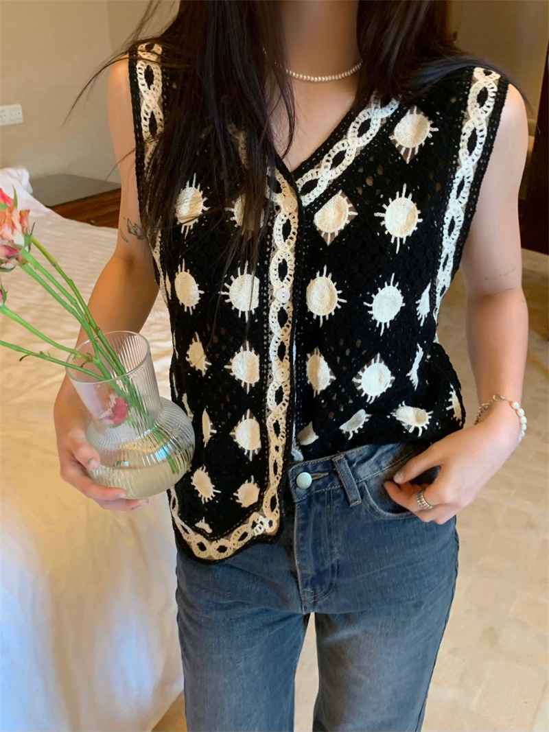 G-IDLE Minnie Inspired Black Ethnic Patterned Crochet Vest