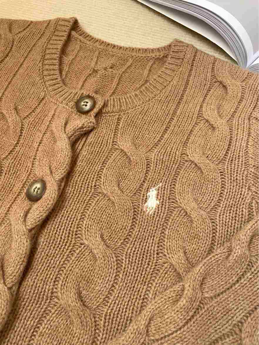 Blackpink Jisoo Inspired Brown Twist Knitted Sweater