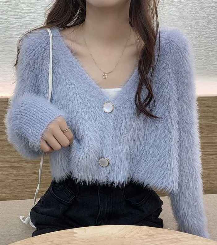 Everglow Sihyeon Inspired Light Blue Knitted Crop Top