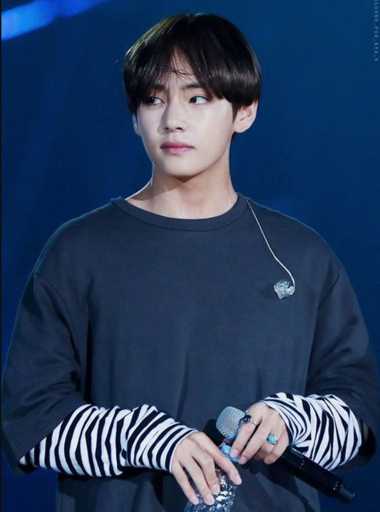 Taehyung - BTS Gold Leopard Necklace