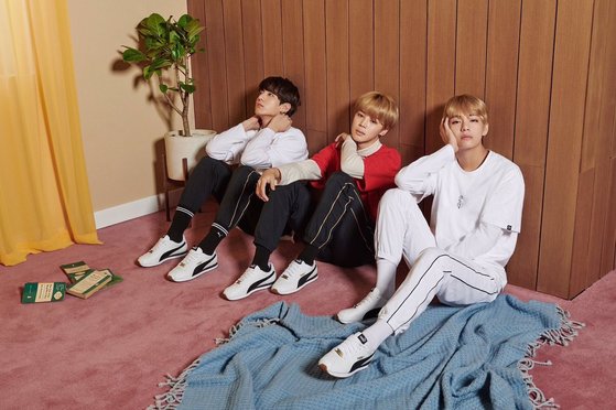 BTS Taehyung Inspired White T-Shirt Flower Design